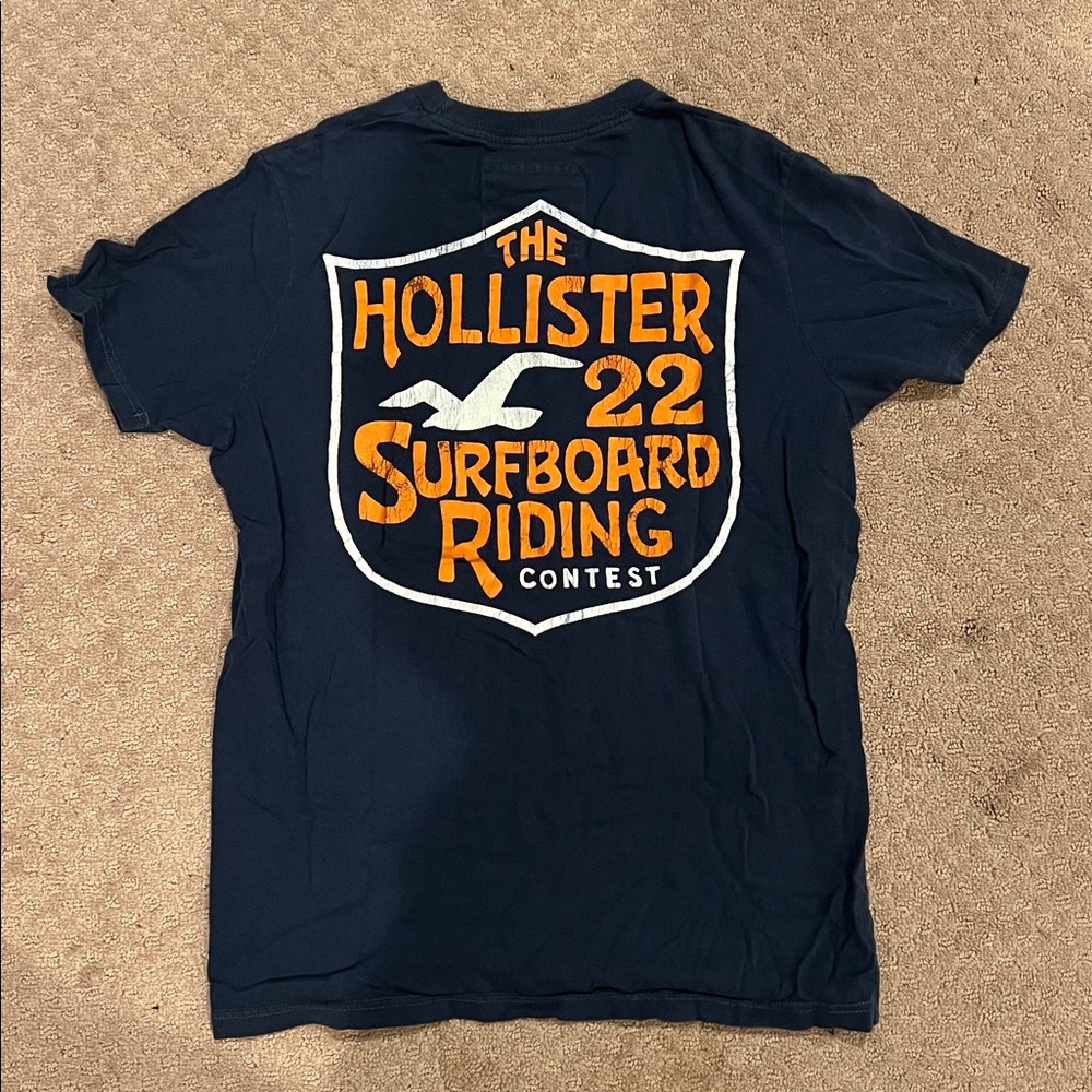 Hollister Men’s Navy & Orange Graphic Tee